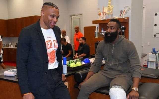 ハーデンとウェストブルック、MVPデュオを擁するロケッツがLAでミニキャンプ