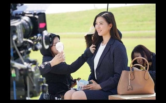 女子野球漫画「花鈴のマウンド」が甲子園をジャック！　“女子高生”加藤優＆“OL”みなみCM出演