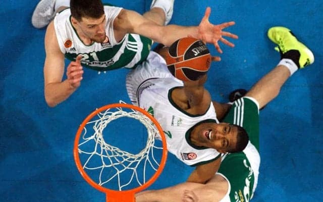 大阪エヴェッサ、ヨーロッパで実績豊富な『走れるビッグマン』ヘンドリックス獲得