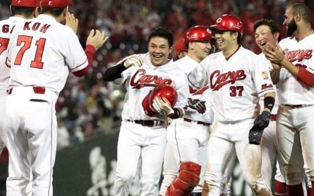 【今日のMVP】三好匠、劇的なプロ初のサヨナラ打！移籍後初のお立ち台！＜8月20日＞