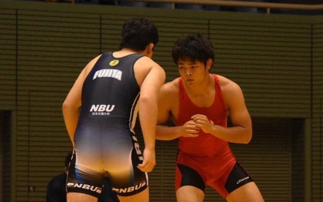 【レスリング部】　グレコローマンスタイル１日目、上が３回戦進出！