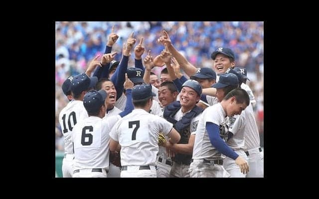 負の連鎖を断ち切る１本の犠打。履正社スタイル徹底で初制覇を遂げた