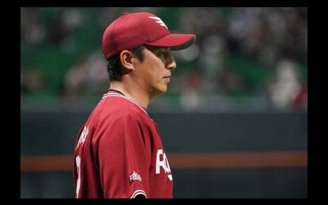 楽天平石監督が猛抗議で場内騒然！　浅村の大飛球めぐり審判に詰め寄る