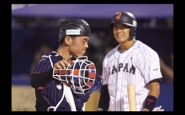 【侍J壮行試合】星稜・山瀬が“忍者”亜大・田中の盗塁阻止　“相棒”奥川大喜び