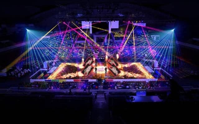 大阪エヴェッサ、TEAM GENESISとライブ演出とスポーツが融合したエンターテイメントを提供