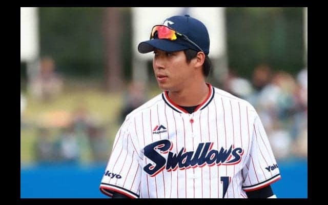 ヤクルト山田哲決勝32号3ラン　巨人・坂本勇とDeNAソトに1本差に迫る