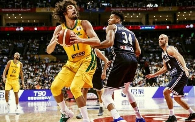 NBAから消えたバレジャオ、アデトクンボを上回るプレーでブラジルを勝利に導く