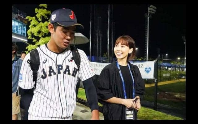 佐々木の八重歯、奥川のブルペン…ヒロドアナが届ける「見たことのない表情」