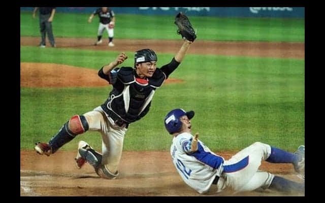 【U-18W杯】レフト西がスーパー送球！　日本がサヨナラ負け回避、韓国戦はタイブレークの延長へ