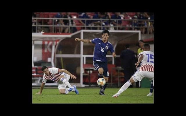 冨安健洋と安西幸輝が偉大な先輩SBとのポジション争いに名乗り