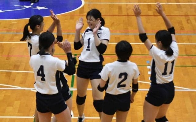 【バレーボール部女子】　開幕白星スタートも、課題浮き彫りに