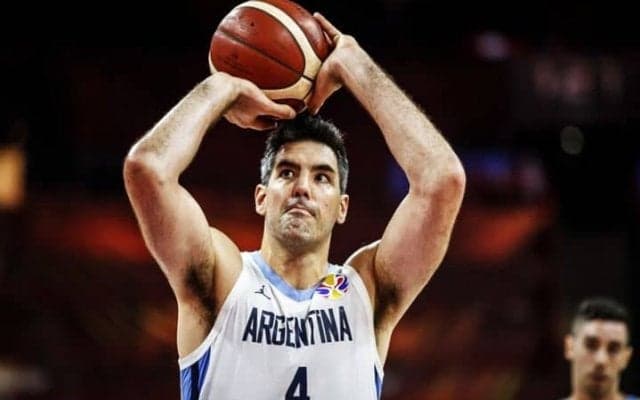 アルゼンチンがセルビア撃破、20得点のルイス・スコラは「4強進出は当然の結果」