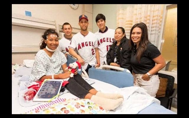 【MLB】大谷が小児病院で患者と白熱エアホッケー　可愛すぎる2人の動画にファン「素敵」