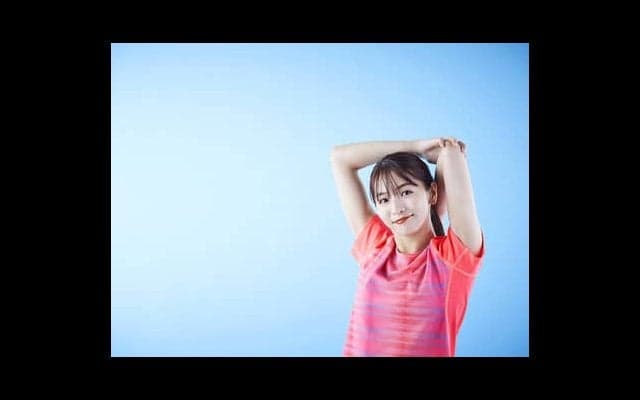 トライアスロンに挑む傳谷英里香。準備運動の大切さを知る