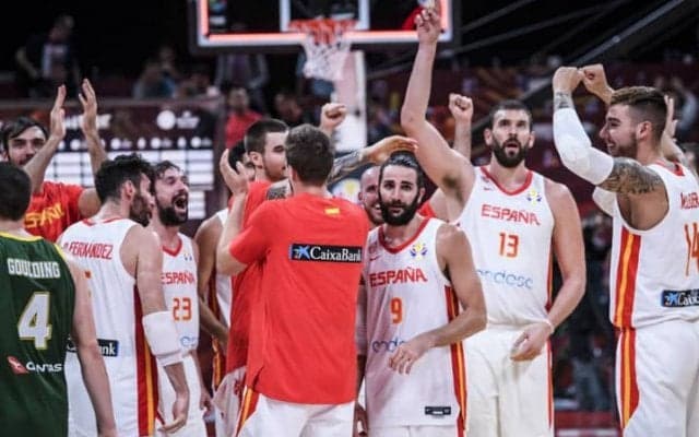 勝負を分けたゲームメークの差、スペインがオーストラリアとの死闘を制して決勝へ