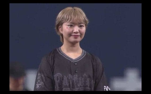 乳がんと闘う元SKE48の矢方美紀さん、京セラドームで始球式