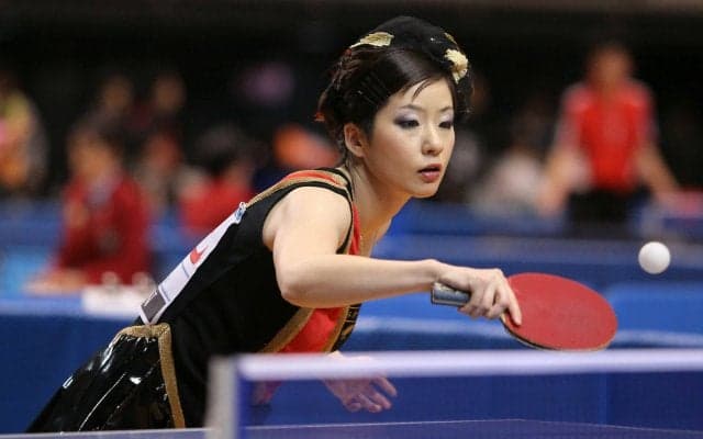 はじめしゃちょー、超巨大卓球台で“卓球界のジャンヌダルク”に挑戦