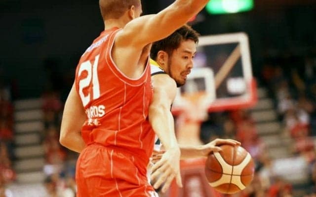 ワールドカップ直後の連戦にも出場、竹内公輔は戦い続ける「よりアグレッシブに」