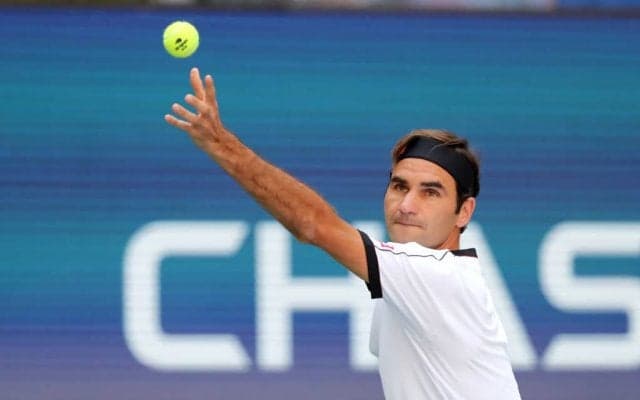 フェデラーのサーブは女子トップ選手たちから人気「アドバイスが欲しいわ」