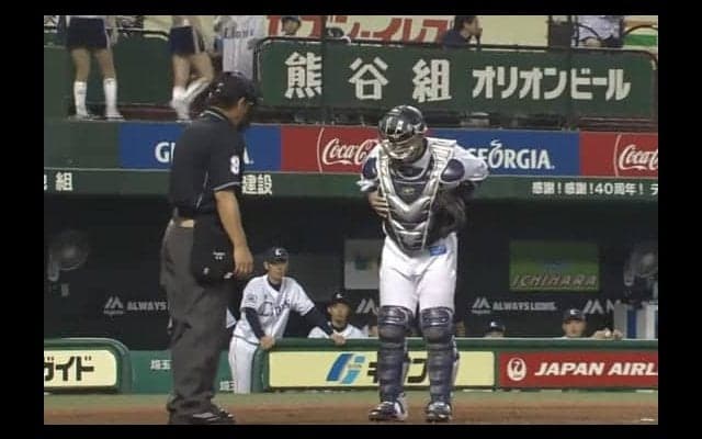 西武・森友哉がマジシャンに!?　白球消える珍事をパTV注目「とつぜん手品を…」