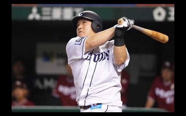 西武・中村剛也、大打者の仲間入りへ　打点王獲得なら打撃3部門のタイトル10回に