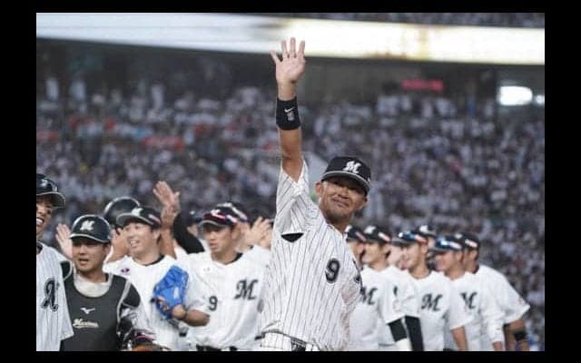 ロッテ福浦、超美技で現役に幕…　ダイビングで引退試合締め「皆さんの声援が力に」