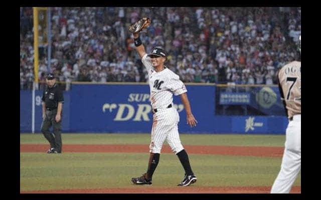 ロッテ福浦、引退試合は“超美技”締め　「ウイニングボール、もらっちゃったよー！」