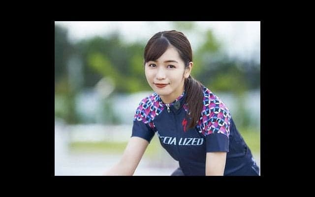 傳谷英里香、ロードバイクの正しい乗り方を学ぶ「普通の自転車と違う！」