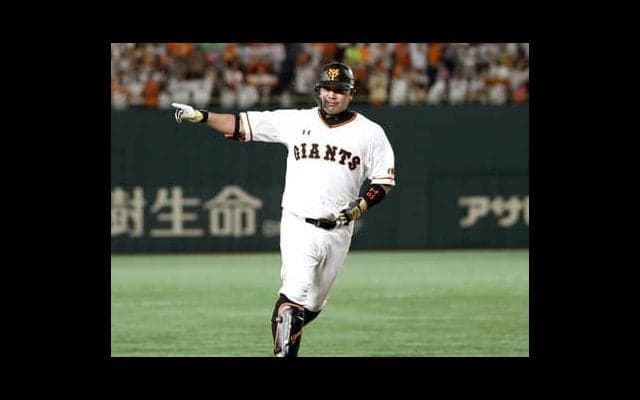 阿部慎之助は強肩強打だけじゃない。捕球技術も超一流で捕手の手本だ