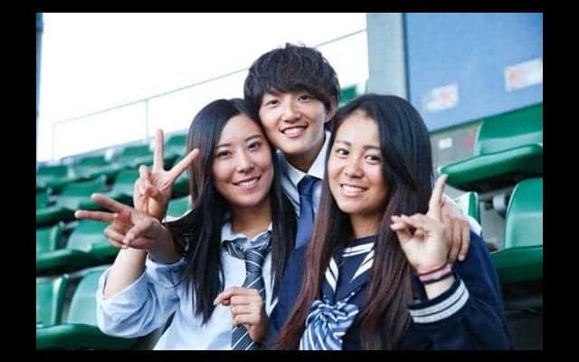 【女子プロ野球】みなみらの激レア“未公開JKショット”も公開　6選手が「制服写真撮影会」参加