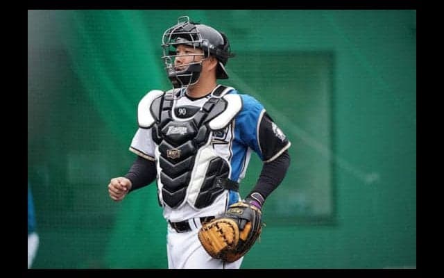 日ハム、實松ファーム育成コーチの退団を発表　今季限りで現役引退の“松坂世代”