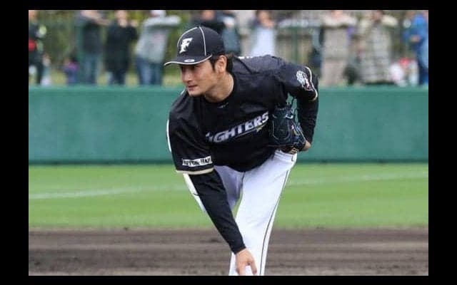 日ハム09年ドラフト、現役で残る1人は？　1位中村が戦力外でFA移籍右腕だけに