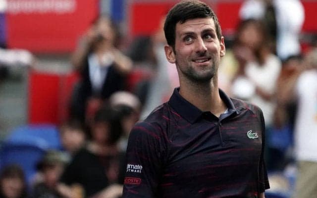 心を鷲掴みにするジョコビッチのファンサービス。その源は恩返しと学びの姿勢