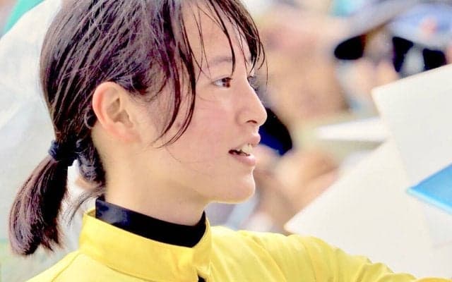 藤田菜七子騎手 女性騎手のJRA最多記録となる1日4勝を達成！