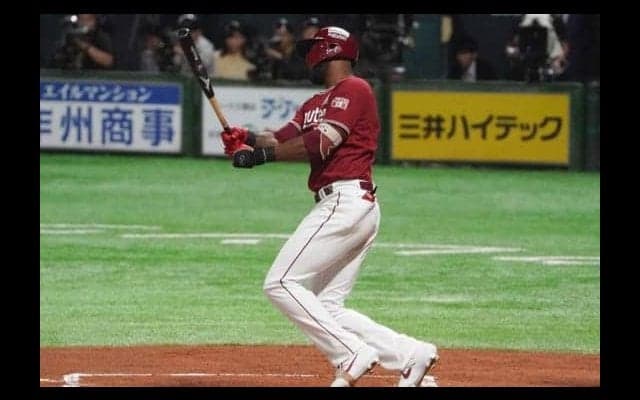 楽天が第2戦も先制に成功！　ブラッシュの三ゴロの間に島内が生還