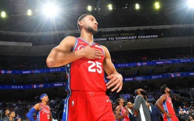 ベン・シモンズのNBAキャリア初の3ポイントシュート成功にチームもファンも熱狂