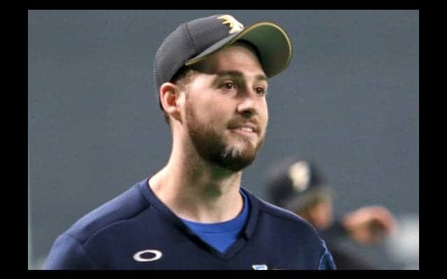 日本ハムがハンコック、バーベイトの2投手の退団を発表