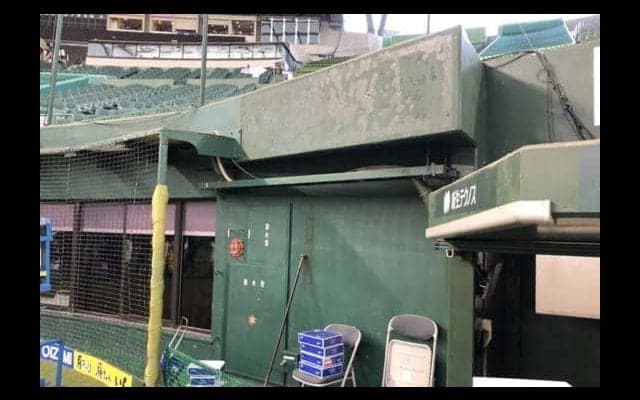 西武、両ベンチ横の金属製棚を撤去　鷹高谷が負傷し「二度とこのようなことがないように」