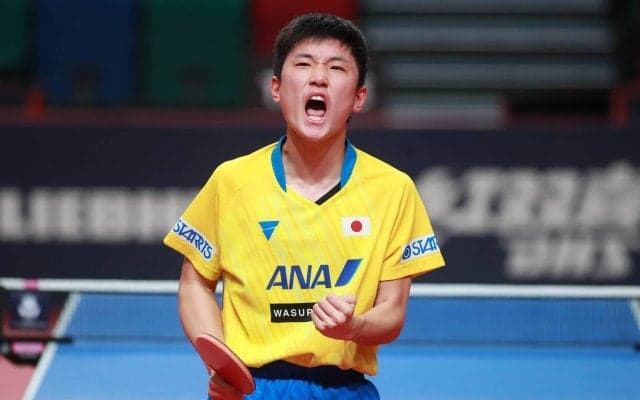張本智和、大逆転ならずも日本男子最高のベスト8＜卓球・ドイツオープン＞
