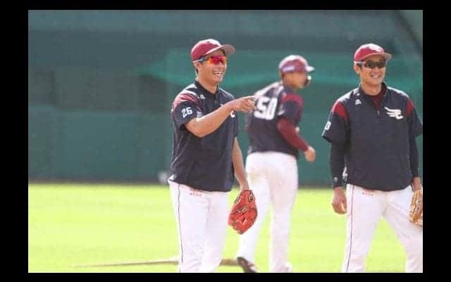 楽天渡辺直が球団初の選手兼任コーチ、7月に右足首手術　「覚悟を持った1年に」
