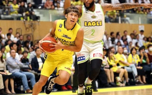 激しいディフェンスから主導権を握ったSR渋谷、レバンガ北海道に勝利し開幕3連勝