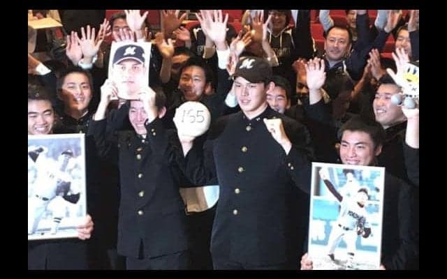 【ドラフト】ロッテドラ1佐々木「日本最速を超えたい」「日本一の投手に」指名後の一問一答