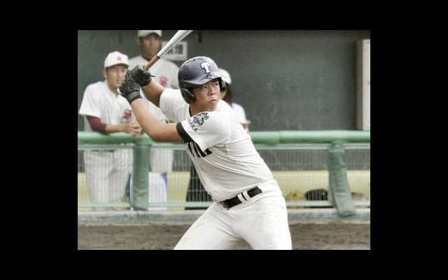 大阪桐蔭が屈辱の１年をバネに勝利。履正社相手に伝統の粘りを見せた