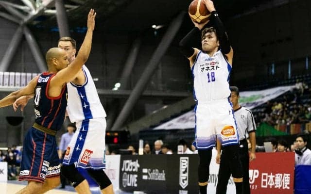 我慢が生んだ19-0のビッグラン、島根スサノオマジックが横浜を下しシーズン初勝利