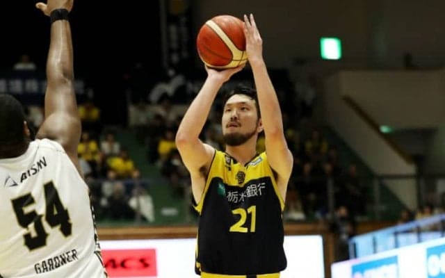 終盤でチームの成熟度に差、宇都宮ブレックスが三河とのオフェンス合戦を制し連勝