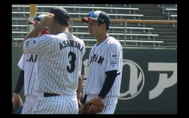 侍J山田、一塁守備の課題はサインプレー「予測とか体に染み込んでいない動きがある」