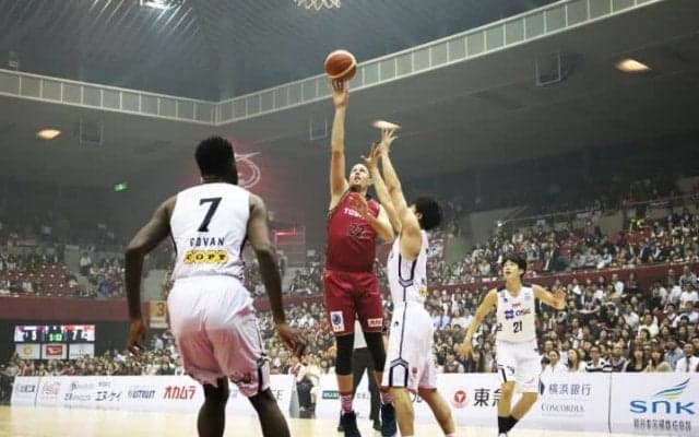 相手の隙を逃さぬ試合運び、川崎ブレイブサンダースが三遠を破りリーグ最多7勝目