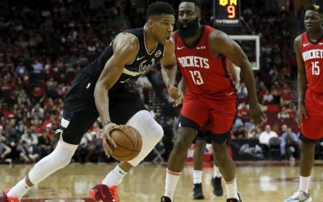 開幕戦でトリプル・ダブル達成のアデトクンボ「勝利のためにできることをやる」