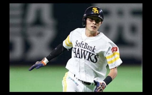 育成から半年で侍ジャパンへ　鷹・周東を変えた転機と本多コーチからの言葉