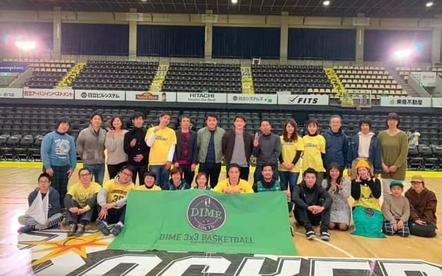 TOKYO DIMEの3人制バスケ選手と試合を見るBリーグ観戦ツアー開催